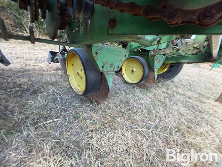 john-deere-7100-image-13