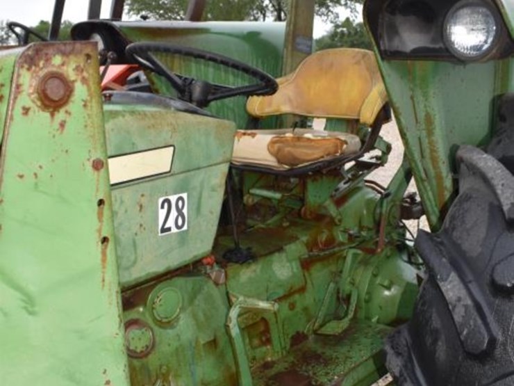 john-deere-2440-image-14