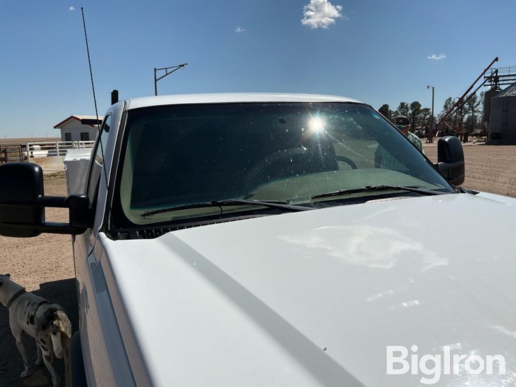 2004-chevrolet-silverado-3500-image-20