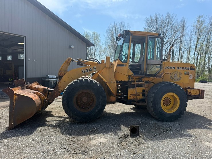 deere-544e-image-2