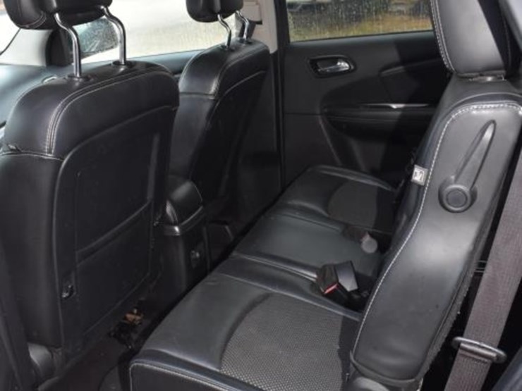 2017-dodge-journey-image-6