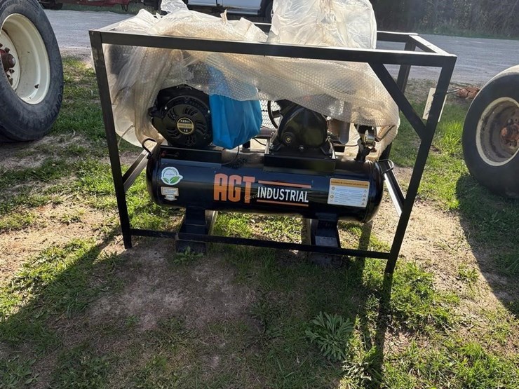agt-industrial-air-compressor-with-420cc-engine-image-2