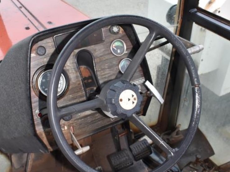 massey-ferguson-2705-image-14