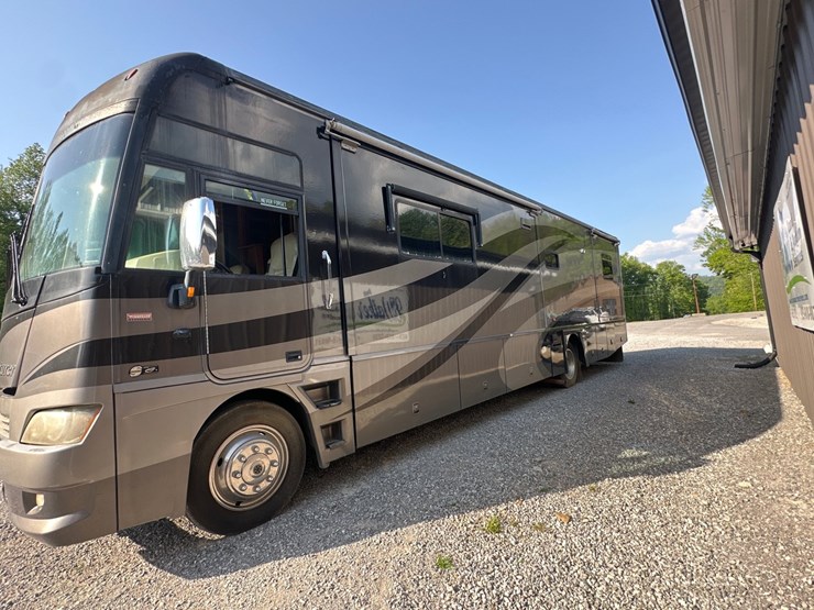 2006-workhorse-w24-image-9