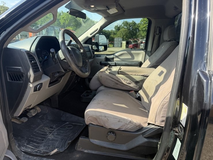 2019-ford-f450-image-19