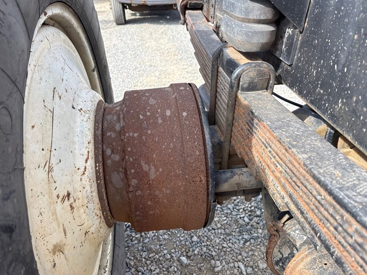 gmc-topkick-c8500-image-35