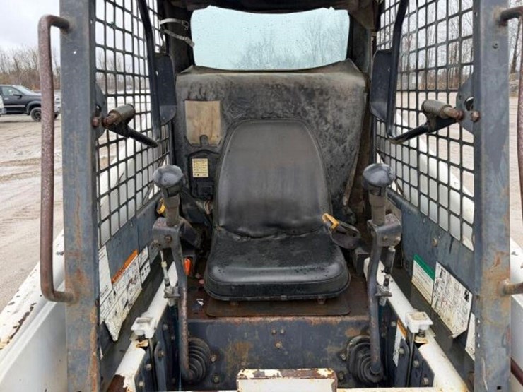 2009-bobcat-864-image-16