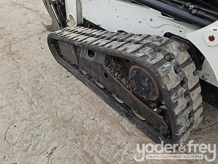 2015-bobcat-t630-image-16