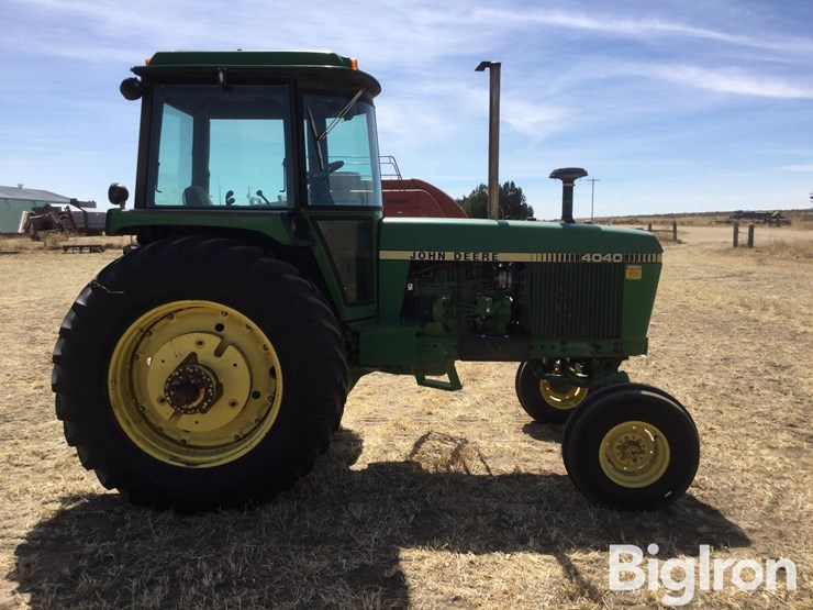 1982-john-deere-4040-image-4