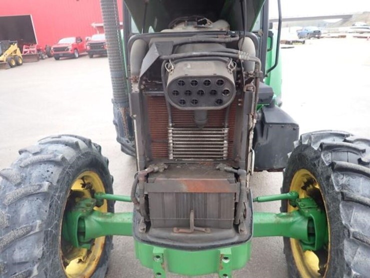 2016-john-deere-5085e-image-32