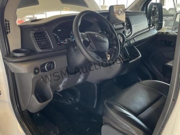 2020-ford-transit-image-25
