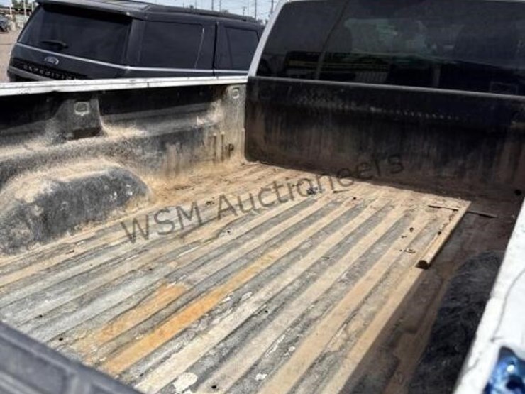 2009-gmc-sierra-2500hd-image-9