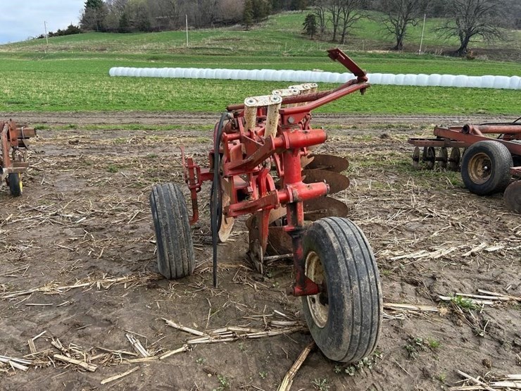 international-720-image-5