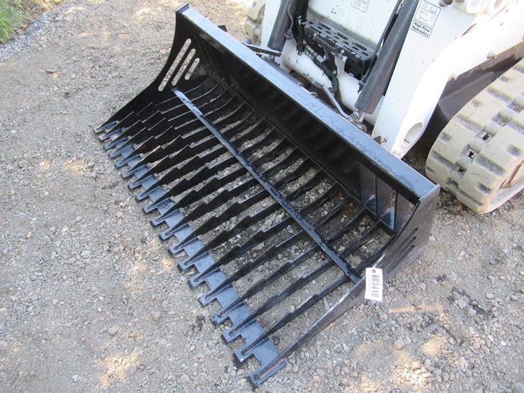 wildcat-72"-skid-steer-skeleton-bucket-image-1