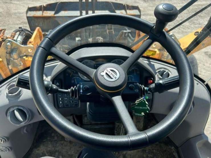 2019-volvo-l60h-image-14