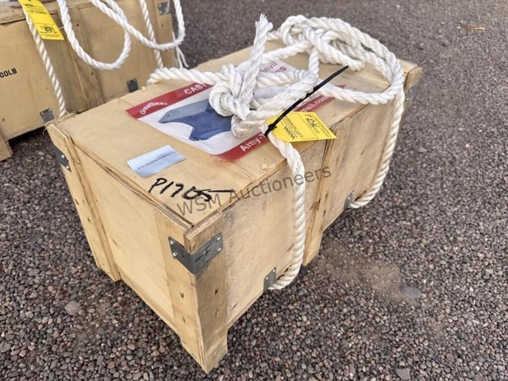 great-bear-200lbs-cast-iron-anvil-image-1