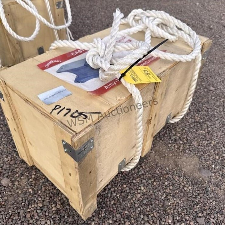 GREAT BEAR 200LBS CAST IRON ANVIL