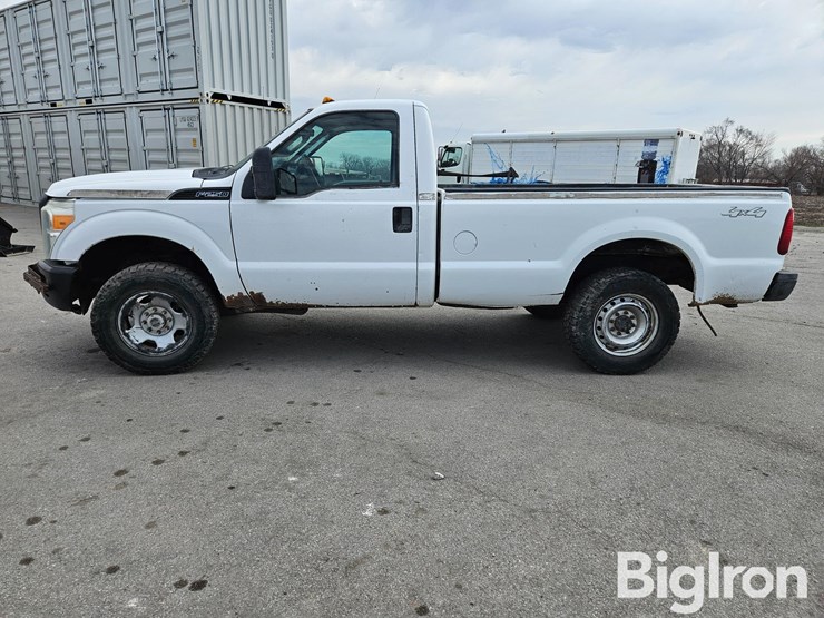 2012-ford-f250-xl-image-8