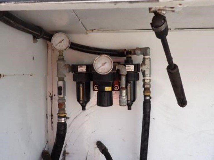 2011-dodge-5500-hd-s/a-service-truck-3d6wu7el3bg61-image-31