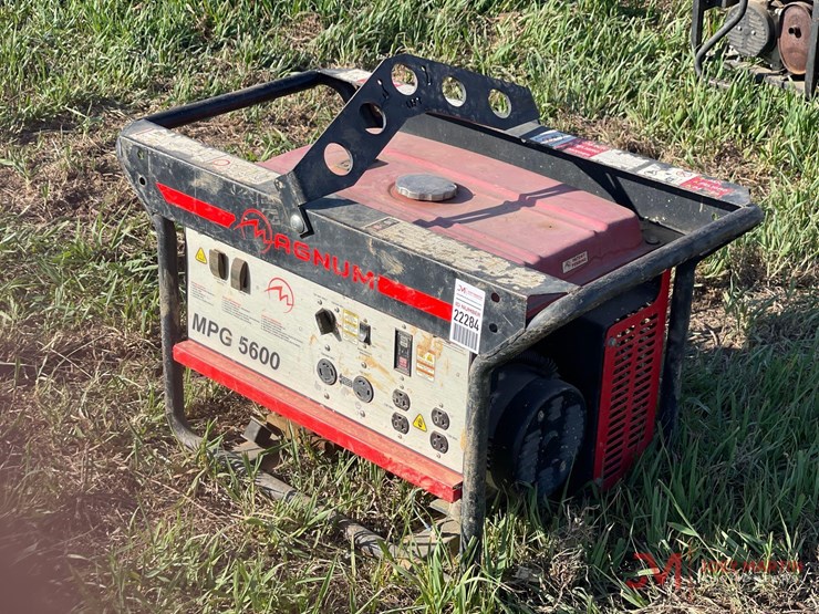 magnum-mpg-5600-portable-generator-image-2