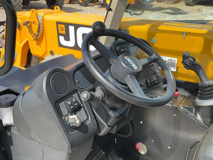 2023-jcb-505-20-image-43