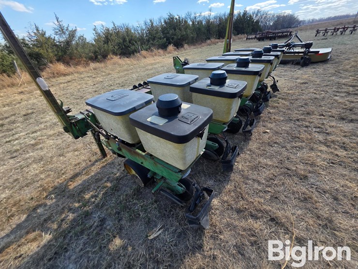 john-deere-7100-image-7