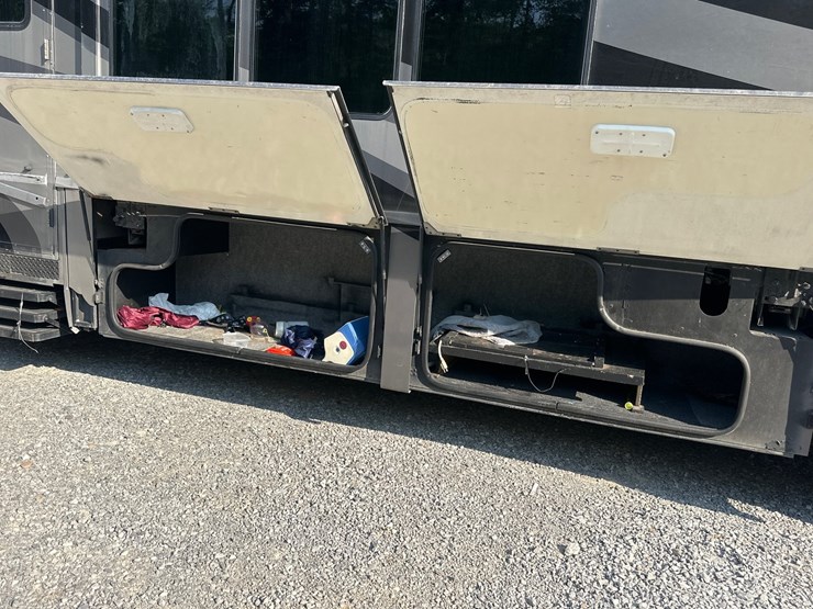 2006-workhorse-w24-image-2