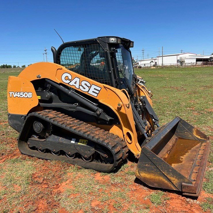 2022 CASE TV450B