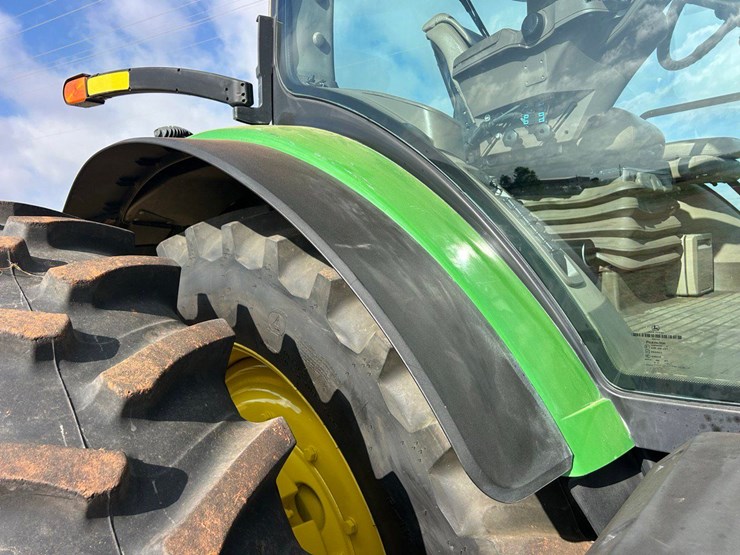 2016-john-deere-8345r-image-41