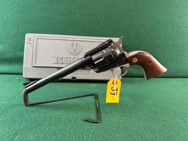 ruger-new-model-blackhawk-45cal-revolver-image-8