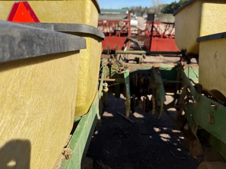 john-deere-7000-image-7