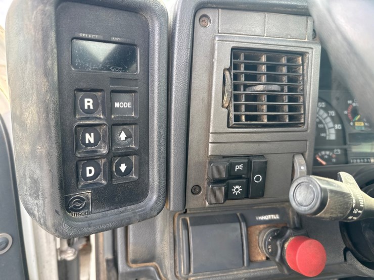 gmc-topkick-c8500-image-52