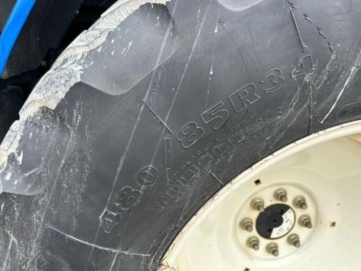 new-holland-tv6070-image-57