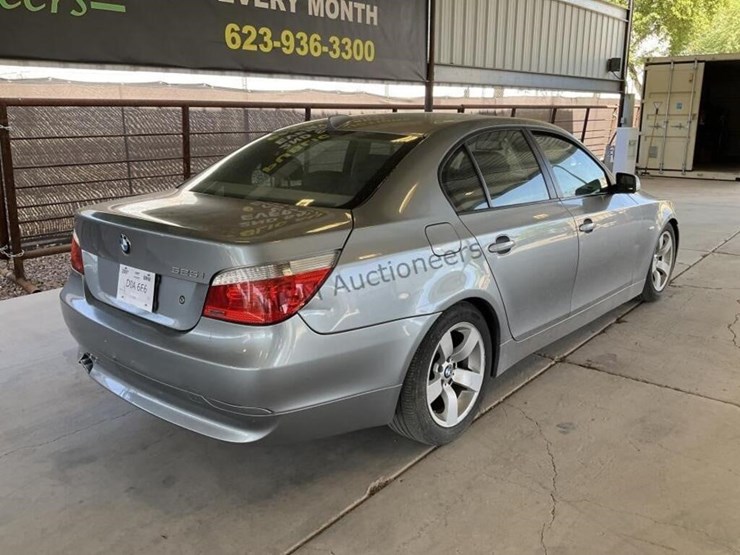 2007-bmw-525i-sdn-image-7