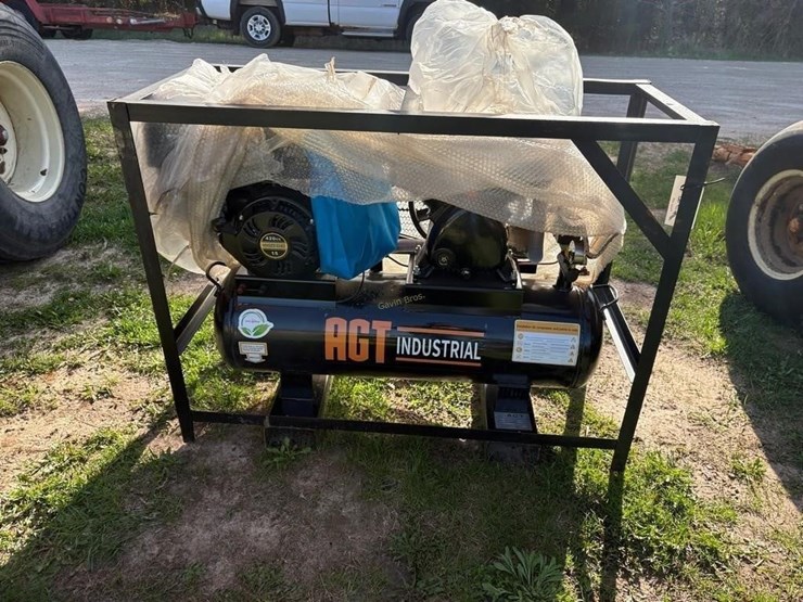 agt-industrial-air-compressor-with-420cc-engine-image-1