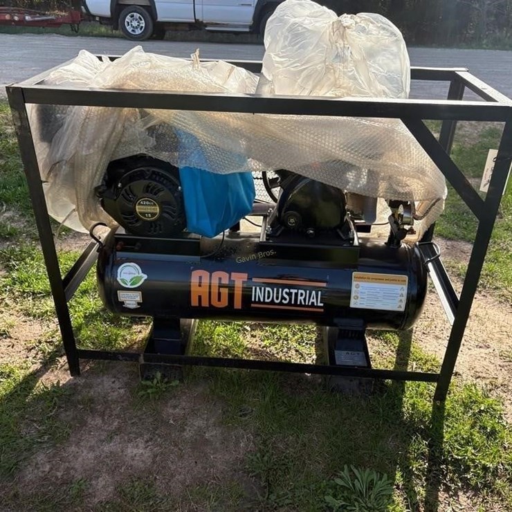 AGT Industrial Air Compressor with 420cc Engine