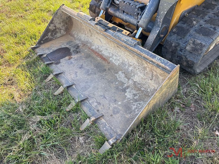 2023-deere-333g-image-8