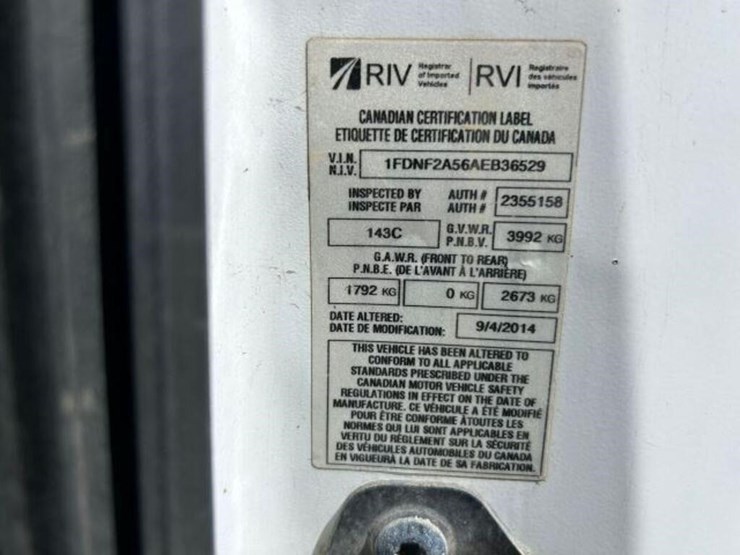 2010-ford-f250-xl-image-11