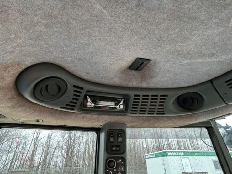 new-holland-tv6070-image-20