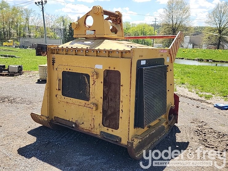 sneller-shredder-to-suit-cat-330-excavator-image-1