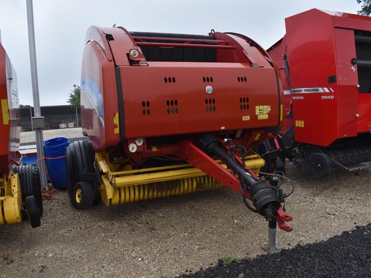 new-holland-roll-belt-560-image-2