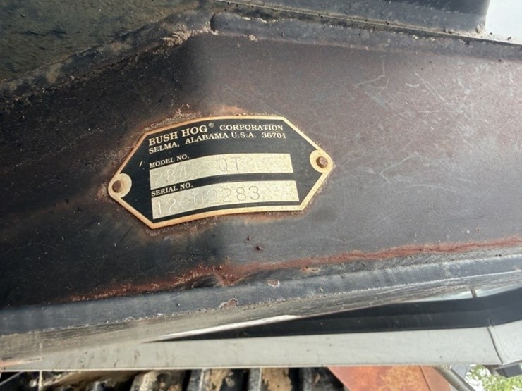 massey-ferguson-383-image-10