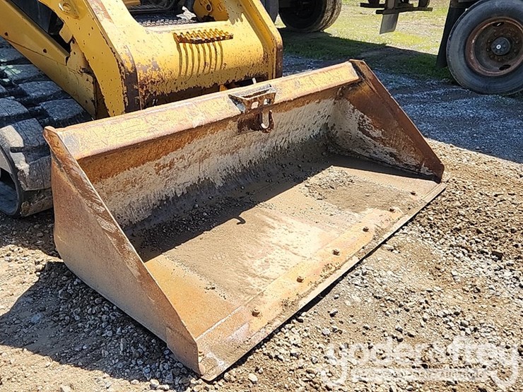 2012-caterpillar-299d-image-7