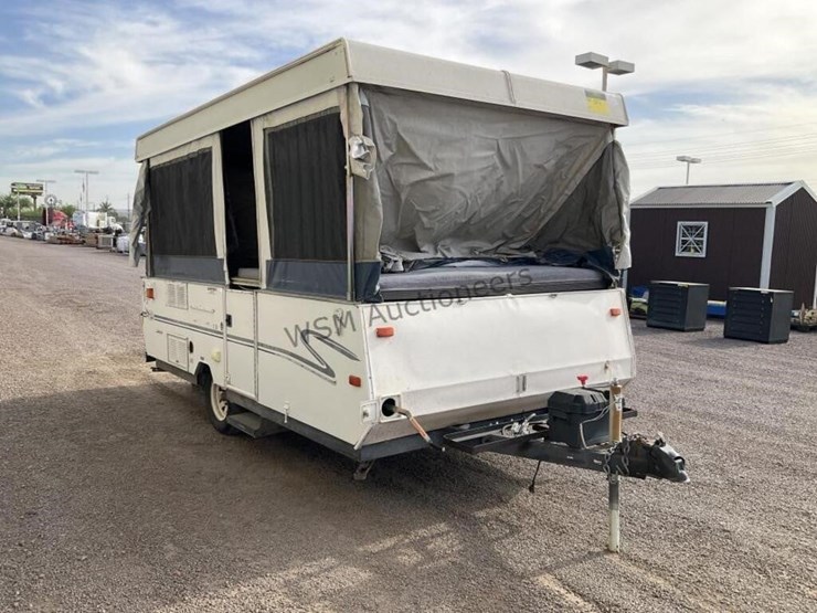 2001-jayco-eagle-pop-up-camper-image-4