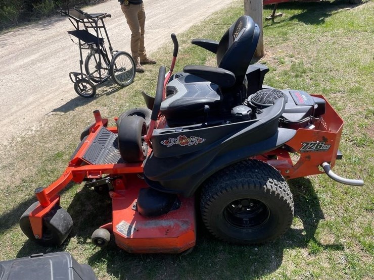 bad-boy-zt-elite-zero-turn-mower-image-10