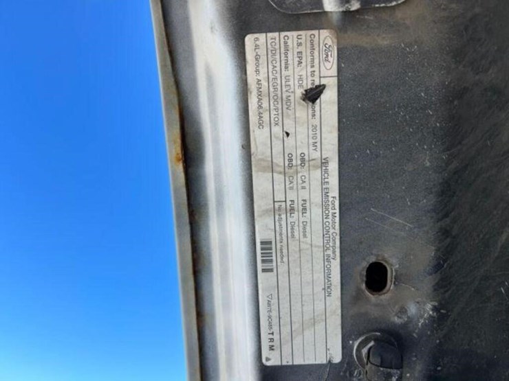 2010-ford-f250-xl-image-25