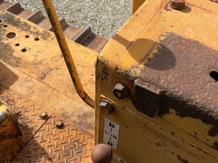 1994-komatsu-d58e-image-28