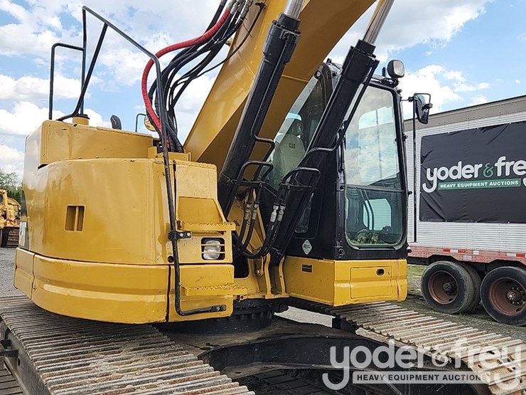 2009-caterpillar-321d-lcr-image-12