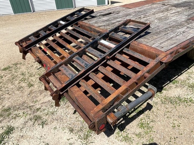 90"x26'+3'-tandem-axle-deck-over-trailer-image-6