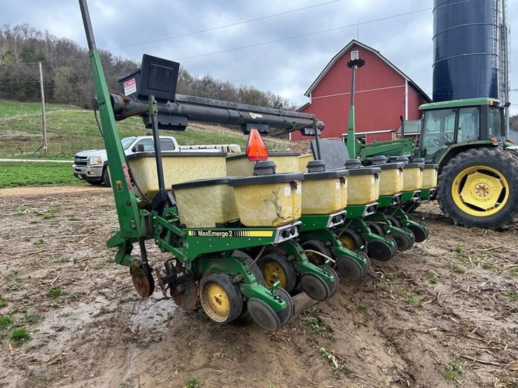 john-deere-7200-image-7